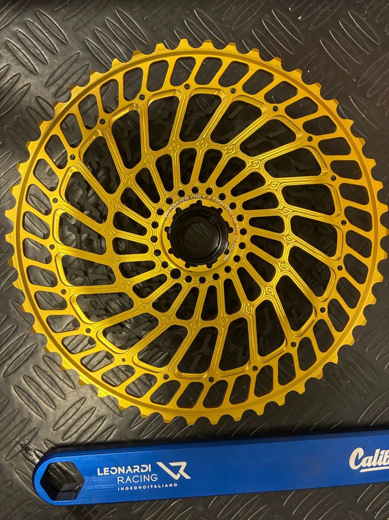 Used leonardi General Lee 12sp Cassette 9-50t with install tool 2025 bike — image 2 of 3