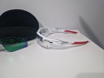 Tweedehands Oakley radarlock bike — afbeelding 2 van 4