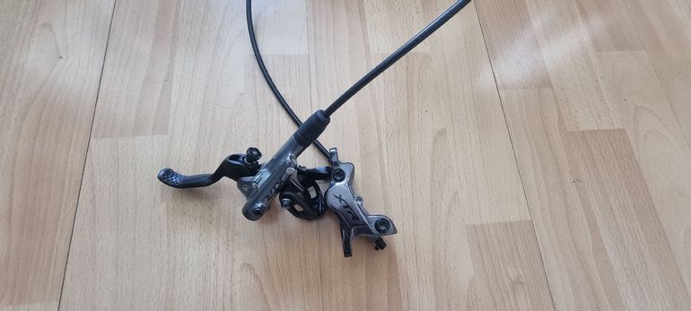Used Shimano XTR BR-M9120 Brake Set F+R 2025 bike — image 4 of 7