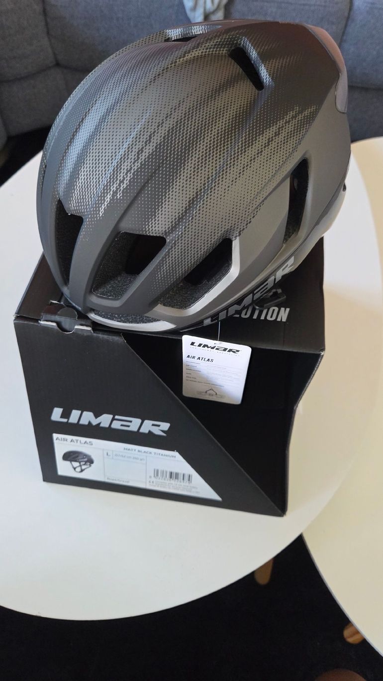 Used Limar Air Atlas Helmet 2022 bike — image 1 of 7