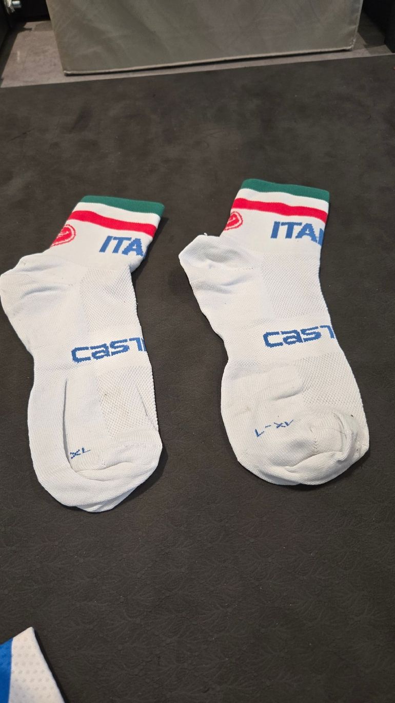 Used Castelli jersey bike — image 6 of 8