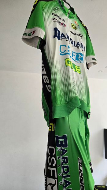 Used Ale cycling Jersey Bardiani bike — image 2 of 4