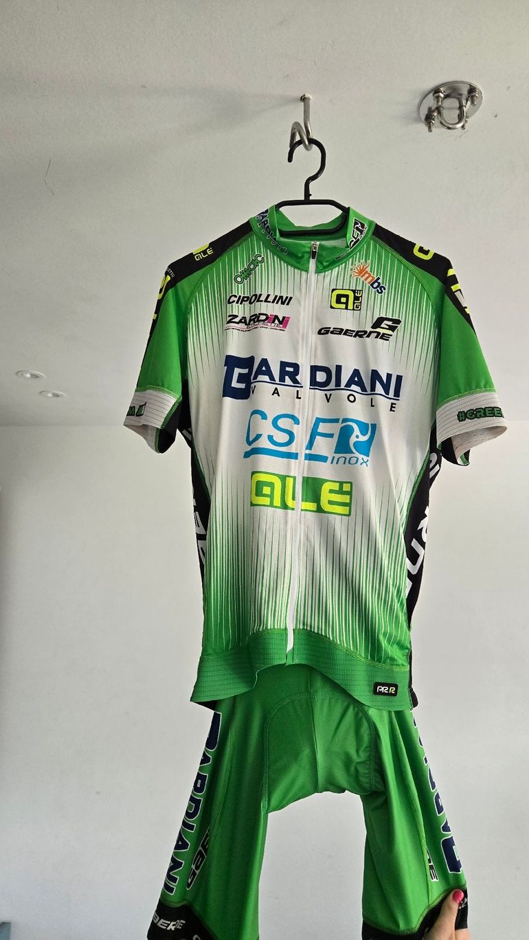 Used Ale cycling Jersey Bardiani bike — image 1 of 4