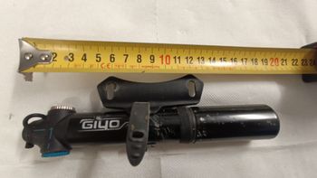 Used giyo Telescópica CO2 Pump bike — image 4 of 4