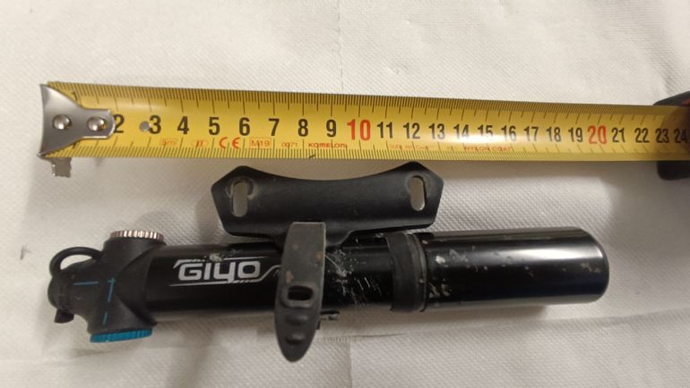 Used giyo Telescópica CO2 Pump bike — image 4 of 4