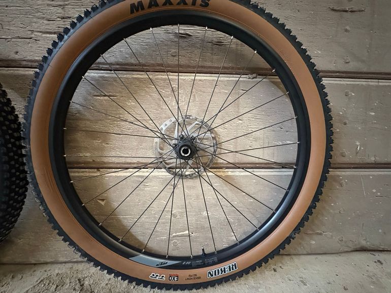 Used Ktm Ambrosio E30 Trail 28H 622x30TC Wheelset bike — image 6 of 7