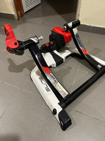 Elite, Qubo Power Mag Smart B+ Trainer
