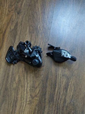 Sram NX Derailleur and Shifter Drivetrain & Pedals usato