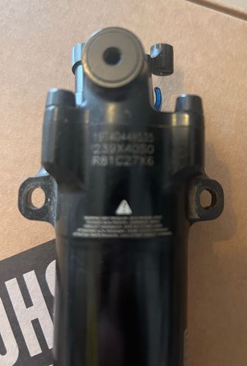 Used RockShox SIDLuxe IsoStrut 2025 bike — image 3 of 7