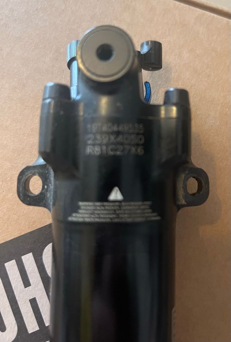 Used RockShox SIDLuxe IsoStrut 2025 bike — image 3 of 7