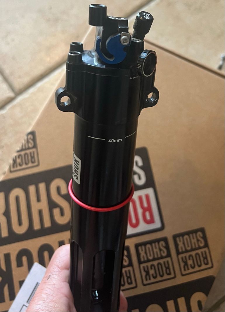 Used RockShox SIDLuxe IsoStrut 2025 bike — image 5 of 7