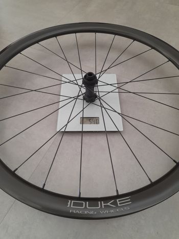 Duke, Baccara SLR2