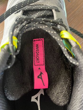 Used Mizuno Wave Daichi 7 Trail Running Shoes bike — image 9 of 10