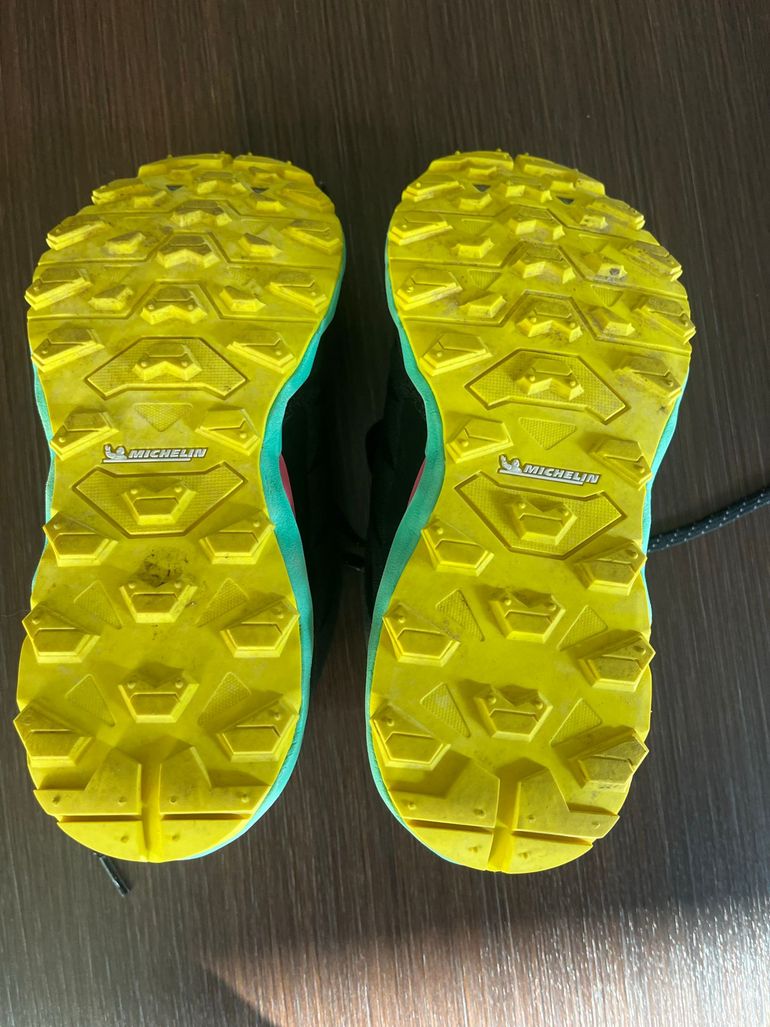 Used Mizuno Wave Daichi 7 Trail Running Shoes bike — image 6 of 10