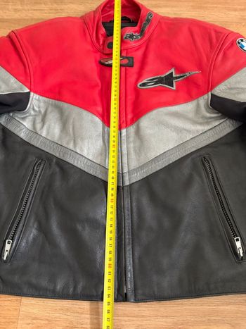 Used Alpinestars x BMW Motorrad Lederjacke Gr. 50 Rot/Schwarz/Silber bike — image 6 of 13