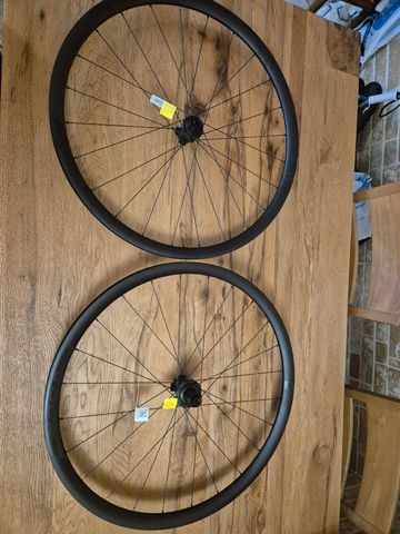 Used Velomann Ruote V30R Wheels