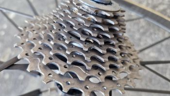 Used Shimano Ultegra CS-6700 11-28 10 vitesses bike — image 5 of 13