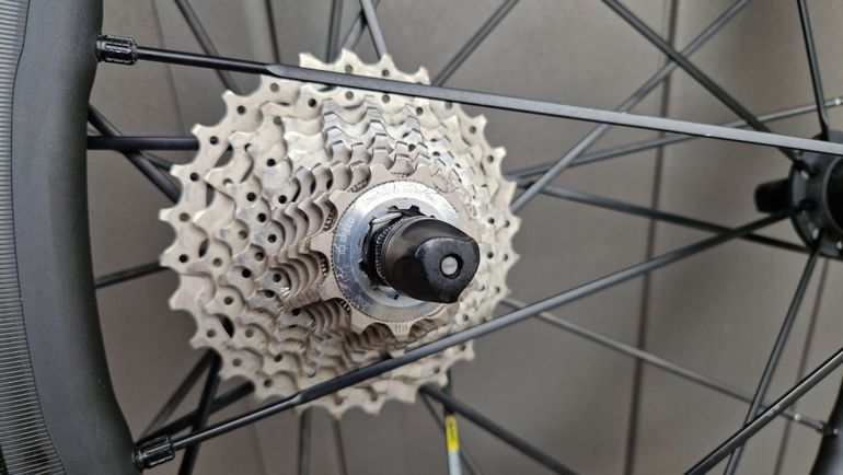 Used Shimano Ultegra CS-6700 11-28 10 vitesses bike — image 8 of 13