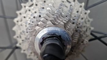 Used Shimano Ultegra CS-6700 11-28 10 vitesses bike — image 13 of 13