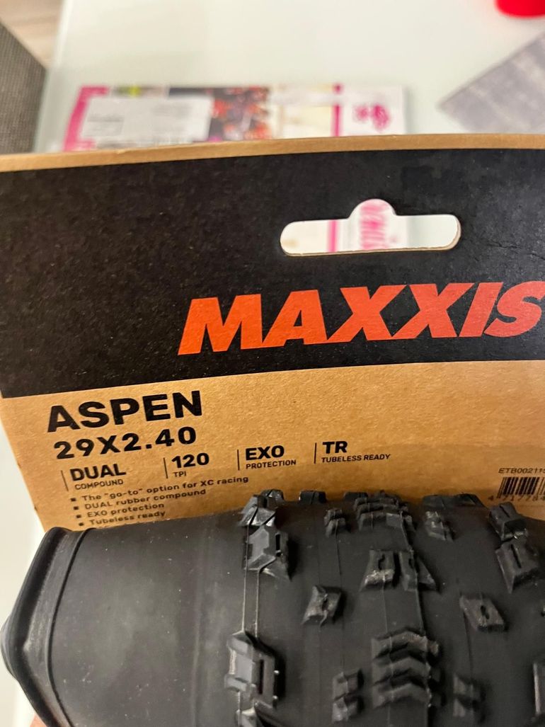 Used Maxxis Aspen 29 2.4 2026 bike — image 2 of 2