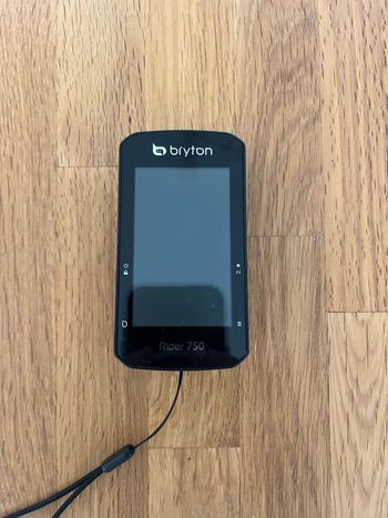 Bryton, Rider 750 GPS Bike Computer