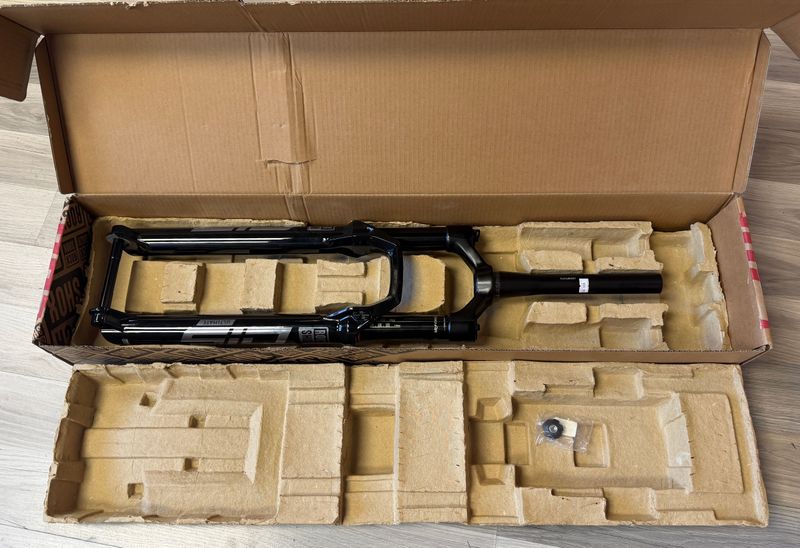 Brugt RockShox SID Ultimate 2P 29" 120mm 2025 bike — billede 2 af 4