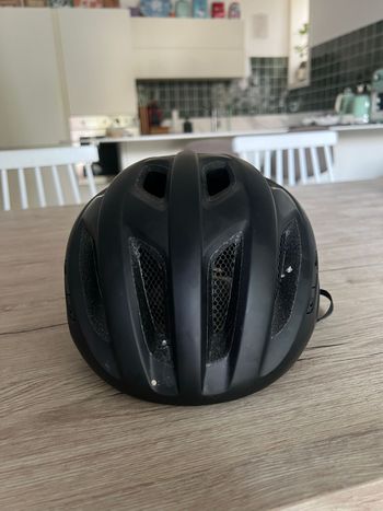 Used MET Corso Helmet 2025 bike — image 2 of 4