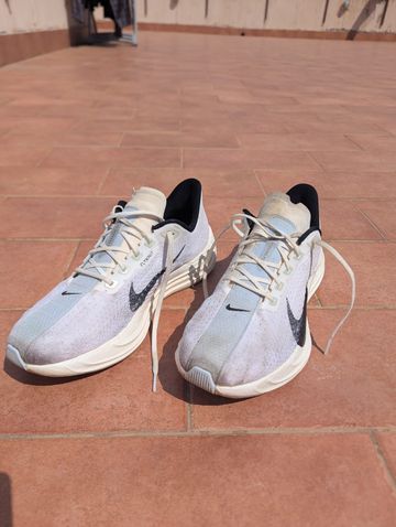 Tweedehands Nike Pegasus Plus 2025 bike — afbeelding 1 van 6