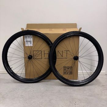 Used Hunt Wheels 4 Season All-Road Disc Wheel 2025 bike — image 1 of 5