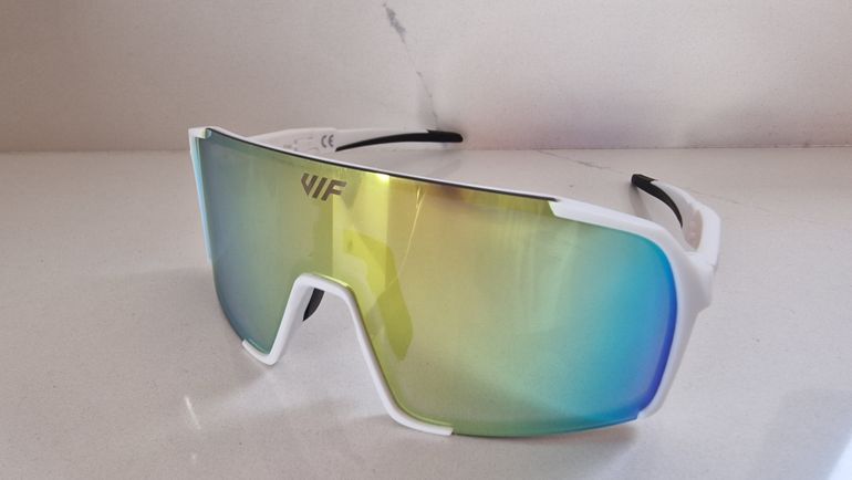 Used VIF One White Gold Polarized 2026 bike — image 4 of 8