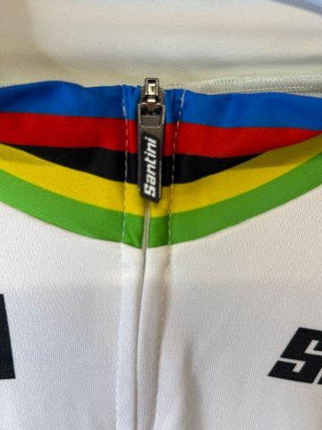 Brugt TADEJ POGACAR autografata 2024 bike — billede 7 af 15