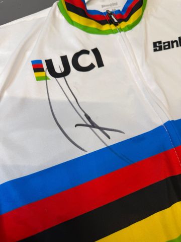 Brugt TADEJ POGACAR autografata 2024 bike — billede 2 af 15