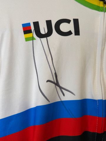 Brugt TADEJ POGACAR autografata 2024 bike — billede 10 af 15