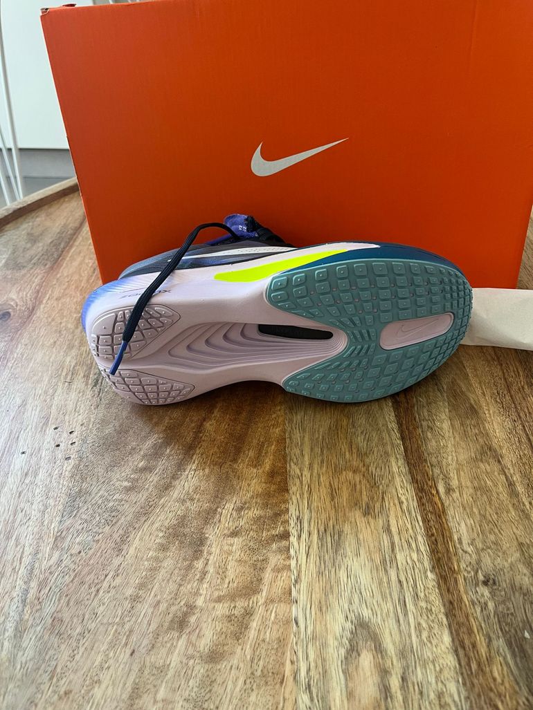 Used Nike Zoom Fly 6 2025 bike — image 10 of 18