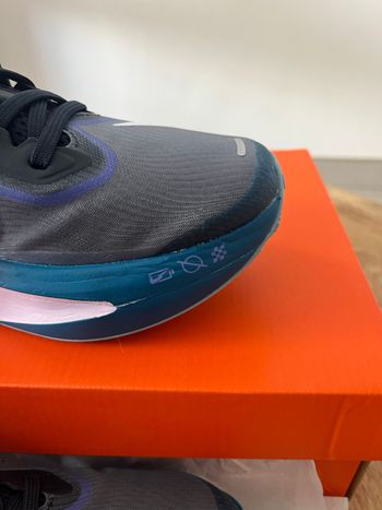 Used Nike Zoom Fly 6 2025 bike — image 15 of 18