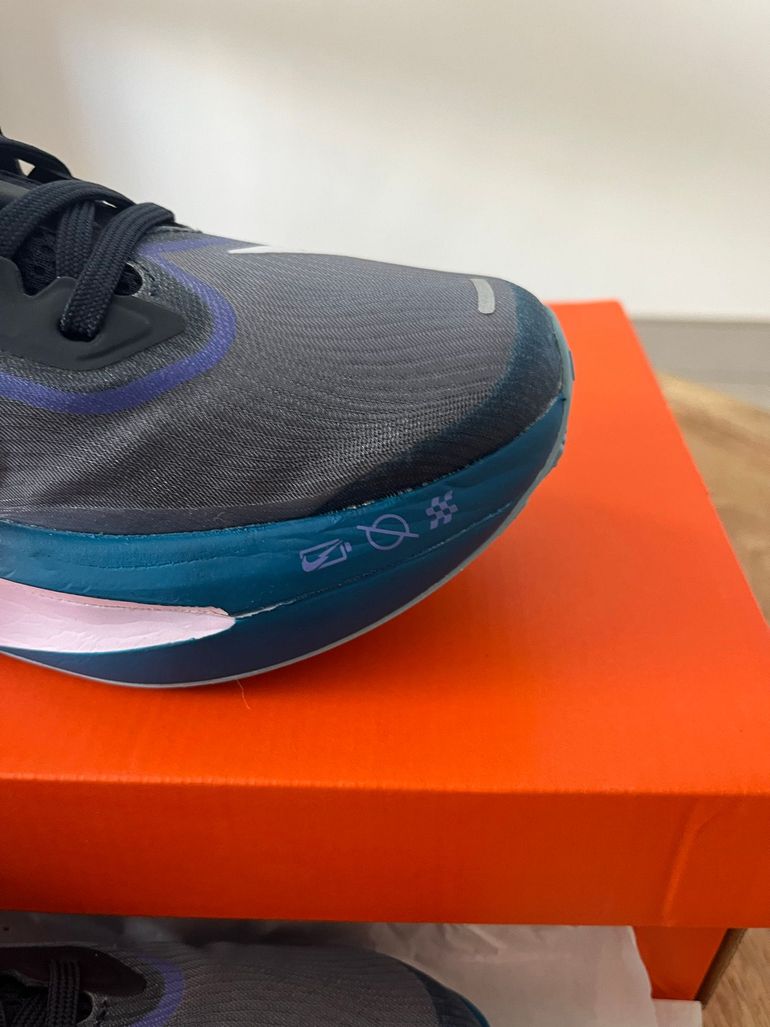 Used Nike Zoom Fly 6 2025 bike — image 15 of 18
