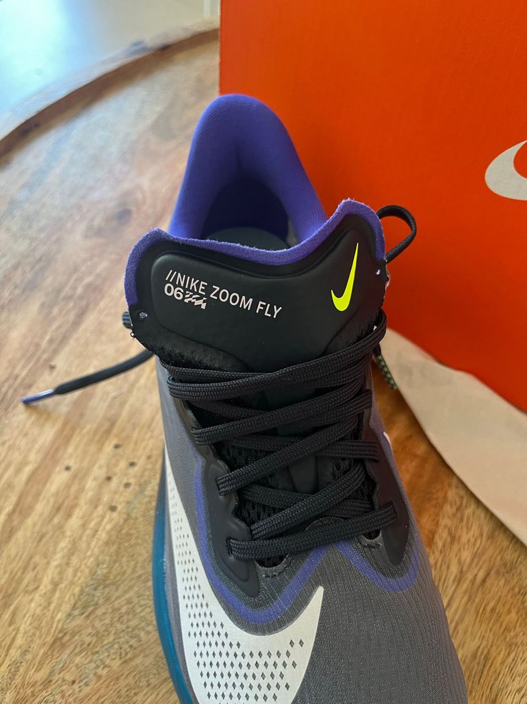 Used Nike Zoom Fly 6 2025 bike — image 8 of 18