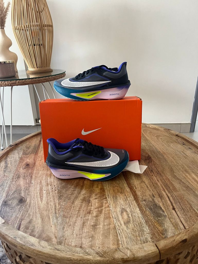 Used Nike Zoom Fly 6 2025 bike — image 5 of 18