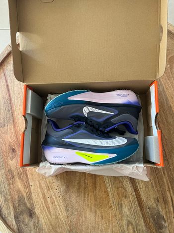 Used Nike Zoom Fly 6 2025 bike — image 4 of 18