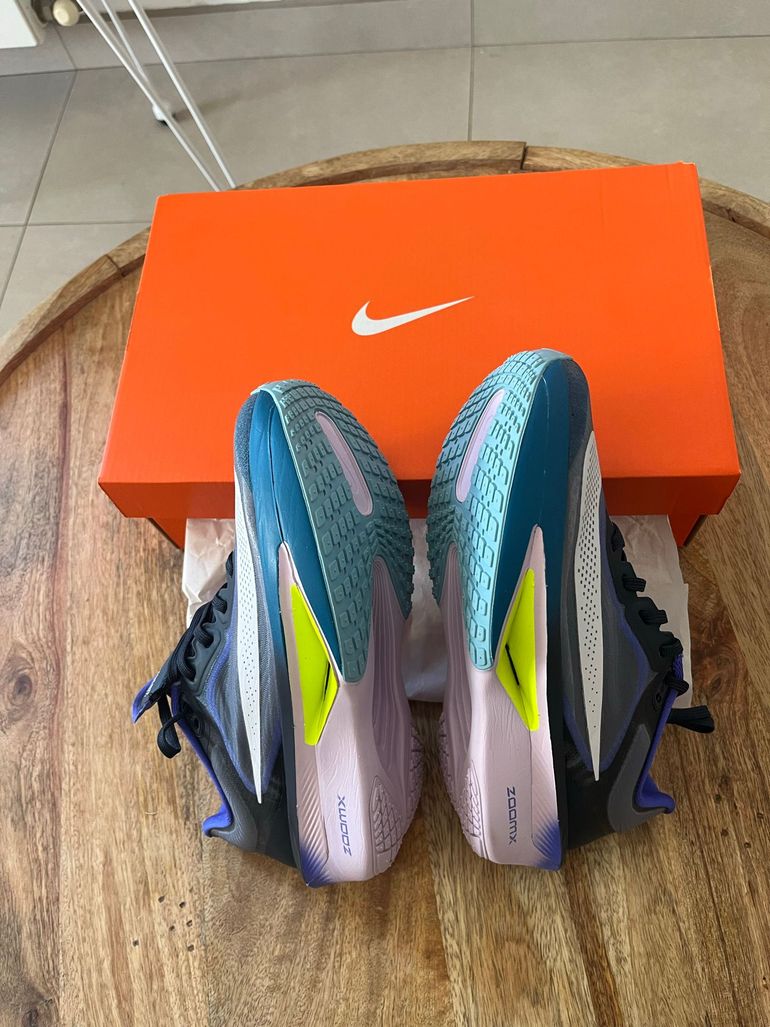 Used Nike Zoom Fly 6 2025 bike — image 1 of 18