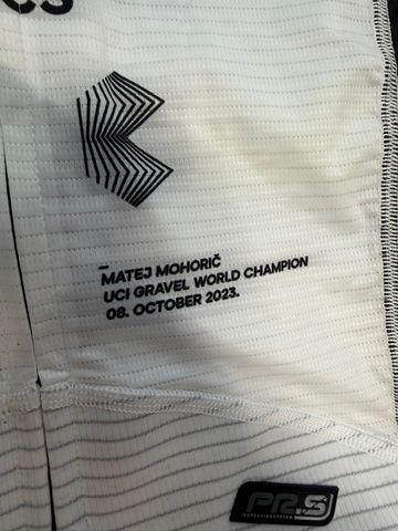 Gebrauchtes matej mohoric autografata bike — Bild 9 von 14