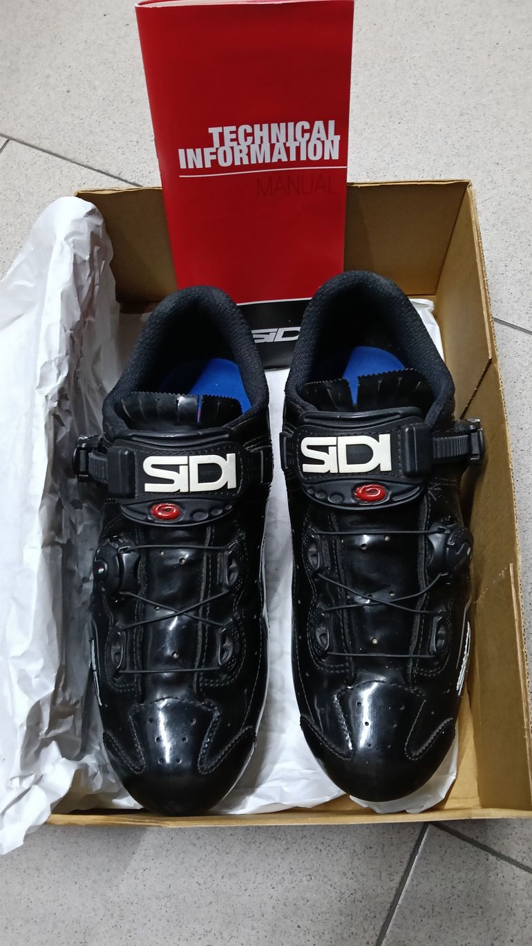 Used Sidi Scarpe Taglia 42 2021 bike — image 1 of 5