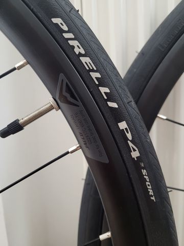 Expert Ruote bici da corsa 2025 Wheels usato