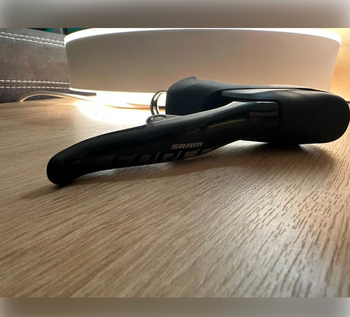 Sram, Force eTap AXS