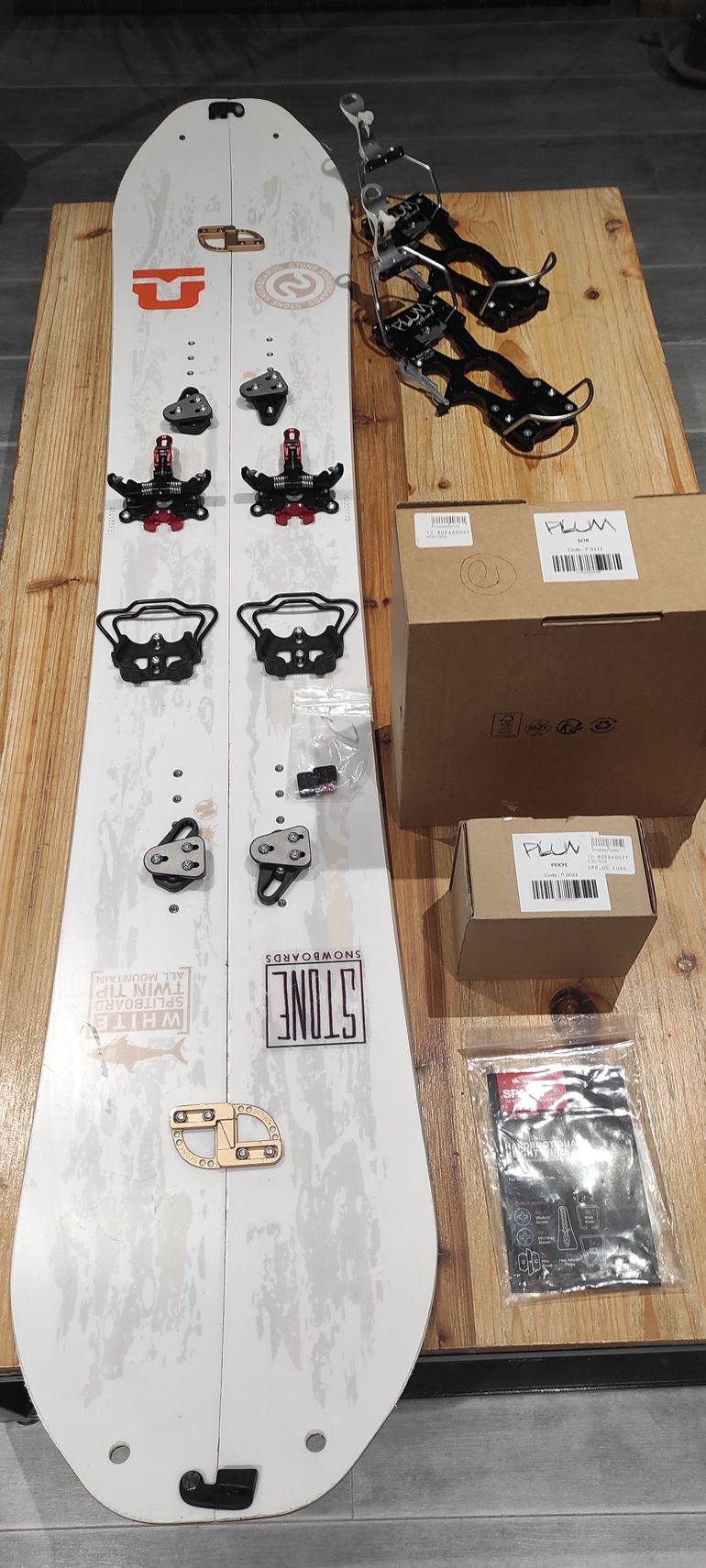 Used Stone Snowboard White Splitboard 153cm 2023 bike — image 7 of 10