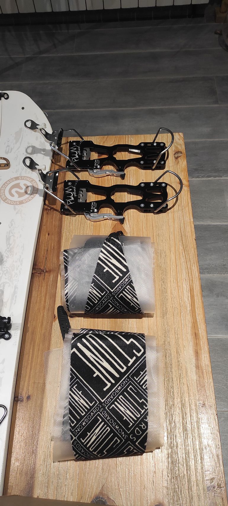 Used Stone Snowboard White Splitboard 153cm 2023 bike — image 6 of 10