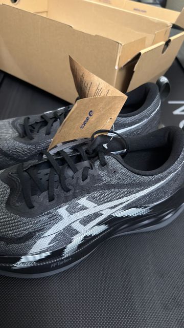 Used Asics [NiB] Superblast 2 2024 Running Shoes