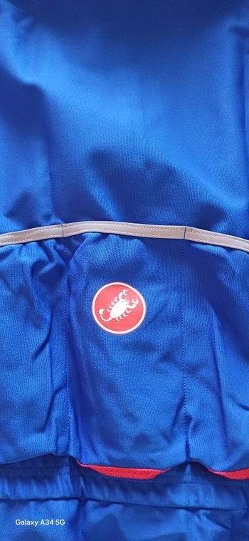 Used Castelli Gabba RoS 2 Jacket 2022 bike — image 6 of 8