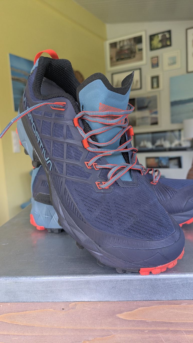 Used La Sportiva Akyra II GTX 2026 bike — image 1 of 3