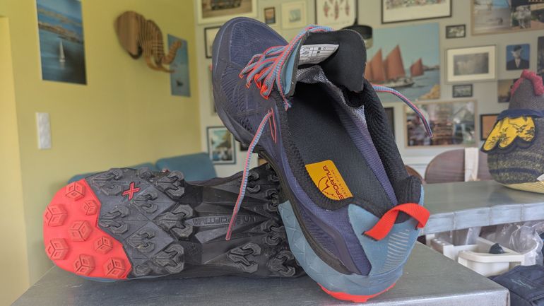 Used La Sportiva Akyra II GTX 2026 bike — image 2 of 3